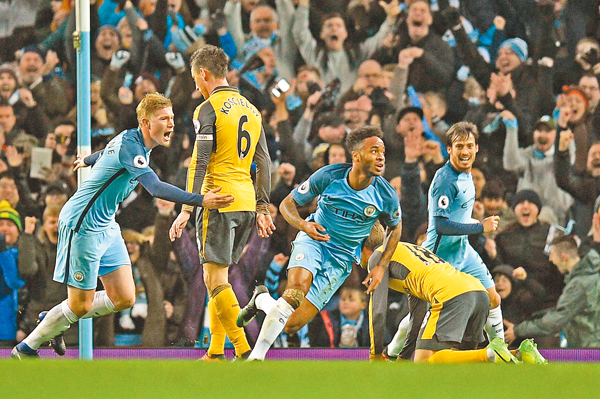 媒体人：不解老弗爷为何这么能忍维尼修斯，他对C罗都没这样（媒体人质疑：弗洛伦蒂诺为何对维尼修斯格外宽容，连对C罗都未如此）