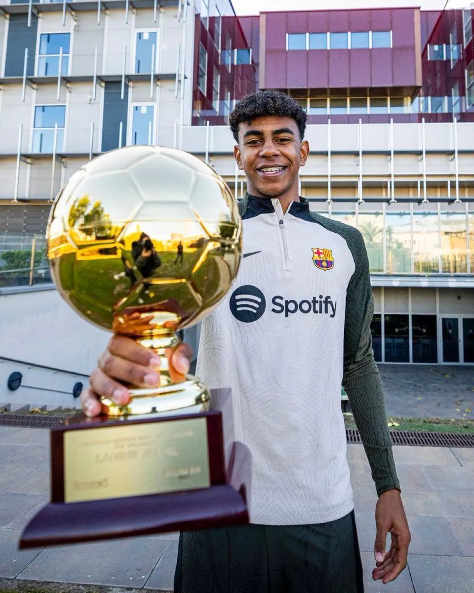 英联杯阿森纳9-8点杀水晶宫晋级四强，拉克鲁瓦乌龙+失点（英格兰联赛杯：阿森纳点球大战9-8淘汰水晶宫进四强，拉克鲁瓦乌龙又失点）