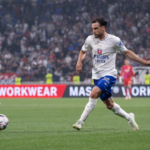 米体：米兰vs科莫的意甲联赛已经几乎不可能在珀斯举行（米体：米兰对科莫的意甲赛基本无望在珀斯开踢）